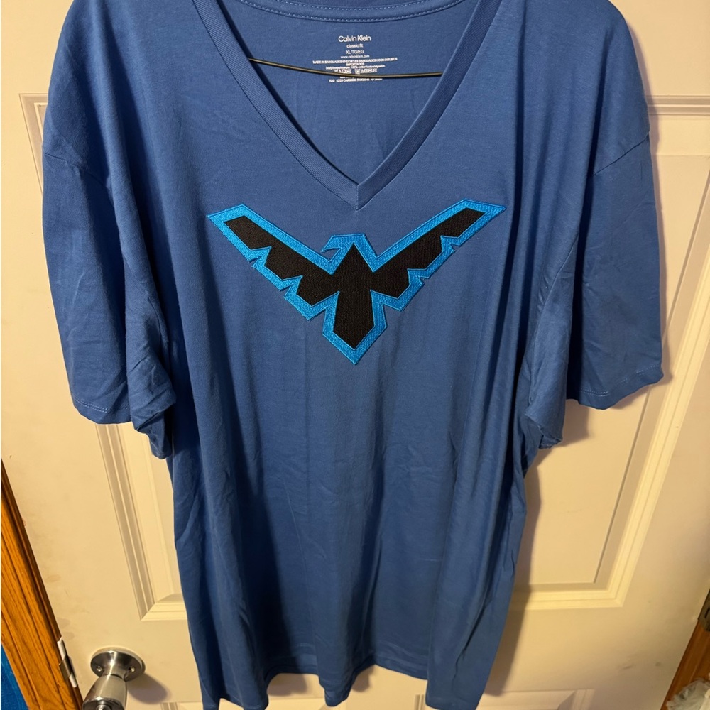 Nightwing Custom Calvin Klein V-Neck Size XL - Picture 4 of 9